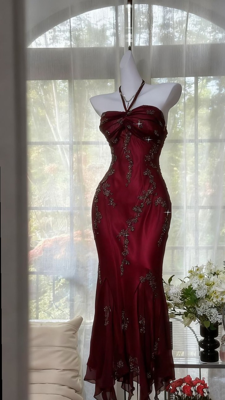 antique treasure hunt: Enchanted Seafoam Halter Gown with Crystal Charm 💫 545