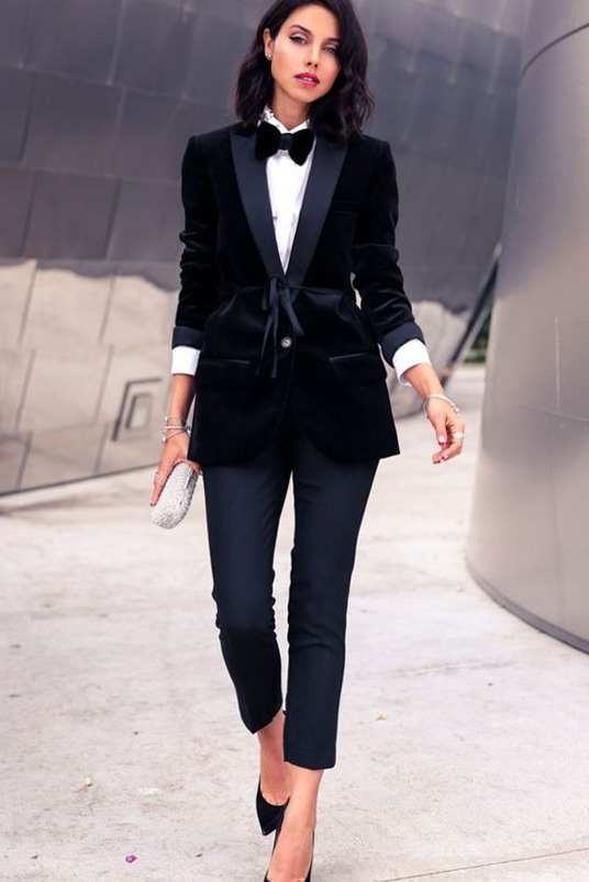 Glamour & Neon: 50+ Opulent Party Concepts — 💙 💜