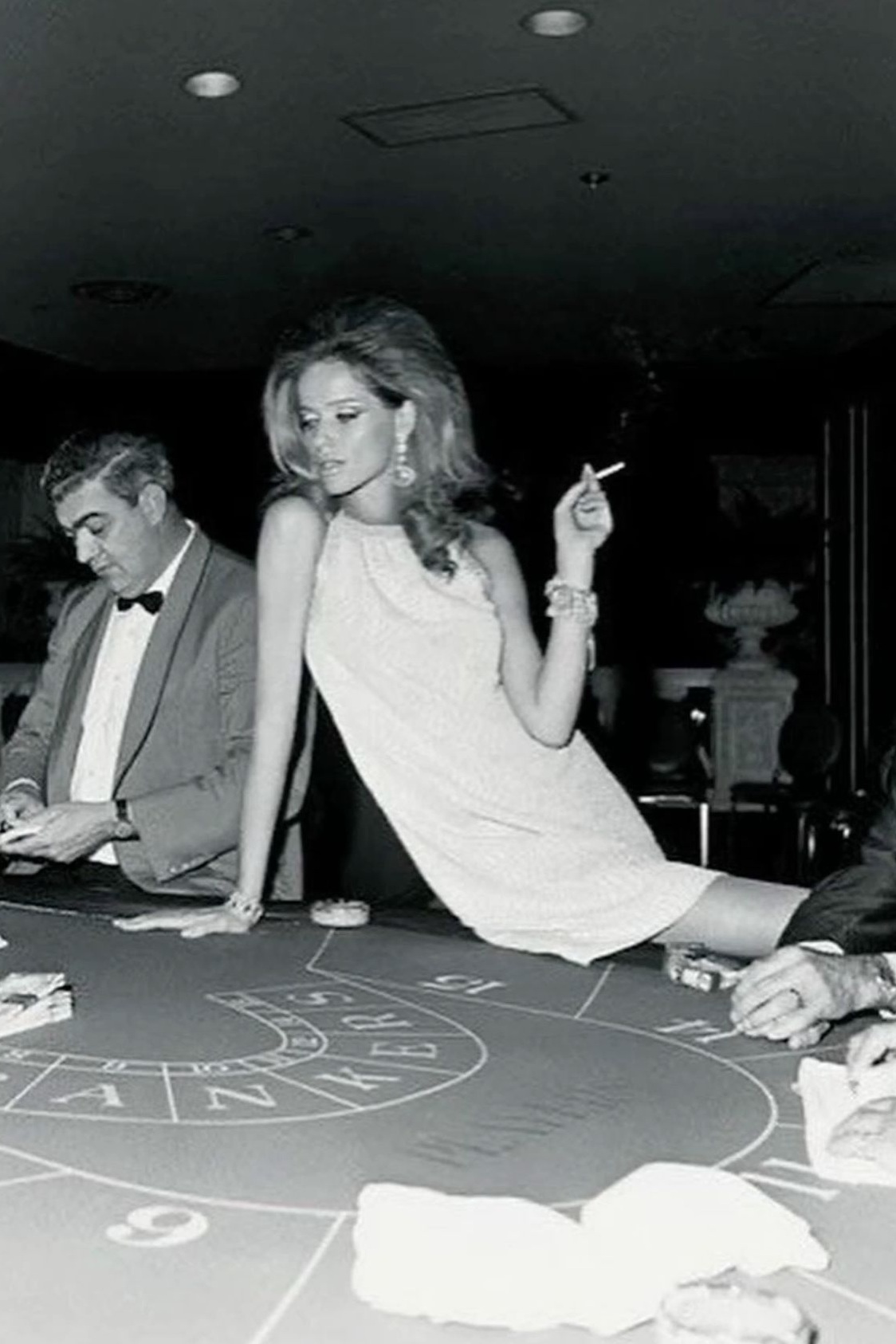 ✦ timeless style goals ✦ Neon-Kissed Vintage Glamour for Timeless Party Visions  480