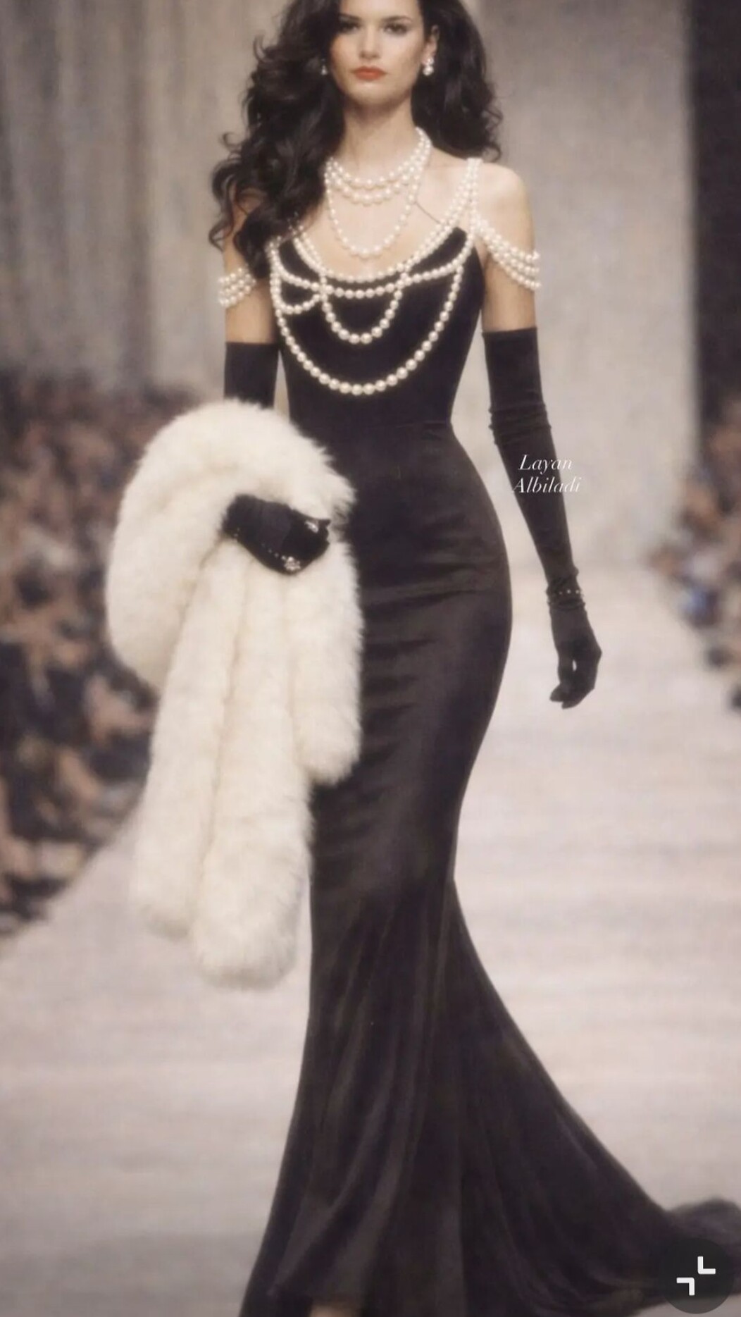 visual vibe curator: I Don’t Own This Pic Luxury Neon Vintage Party Art 🎉 💃