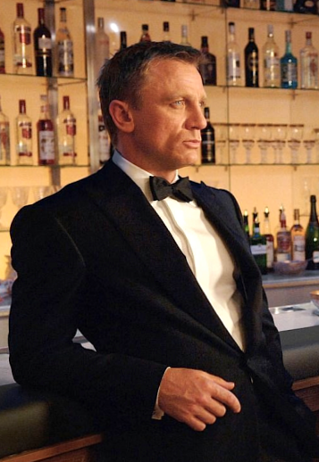 visual vocabulary: 🌃 ⚡ Neon Elegance: The Midnight Tuxedo Look 697