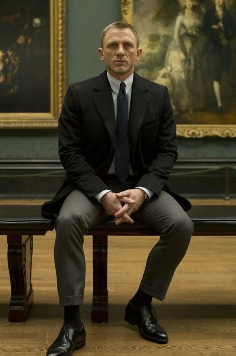 💄 🧣 ⟡ 19 Reasons to Love Daniel Craig (Neon Style, Vintage Vibes, & 3 Shirtless  412