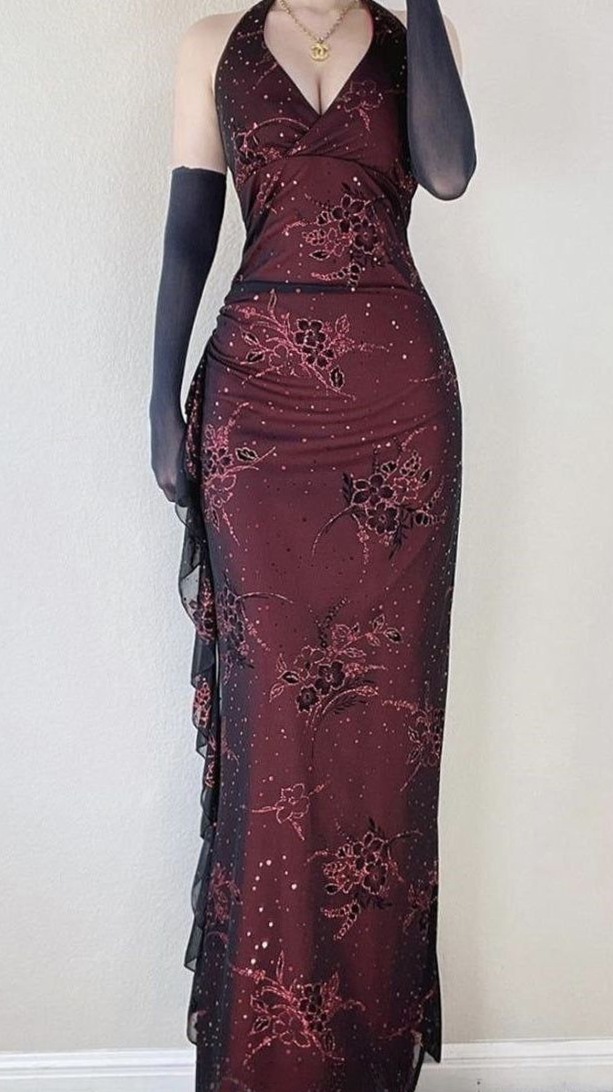 🪩 ✦ 2000s Glam Red Black Halter Sheath Prom Gown 212