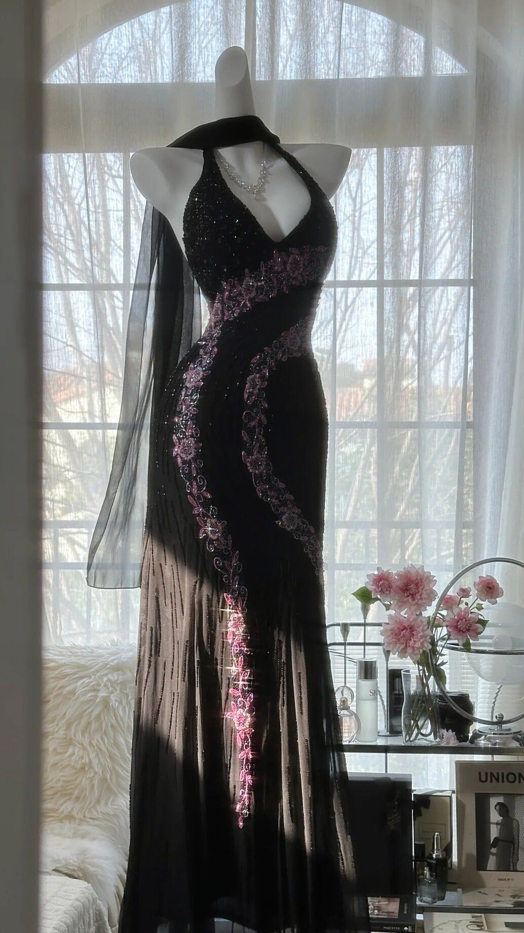 ✦ antique treasure hunt ✦ Vintage Black Pink Diamond Halter Mermaid Gown with Ne 885