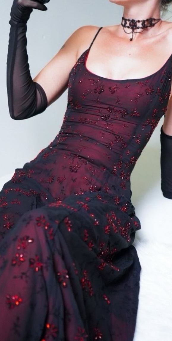 Beaded Elegance in Midnight Depths – Timeless Party Grace | 🚗 🌴 party like it’s  380