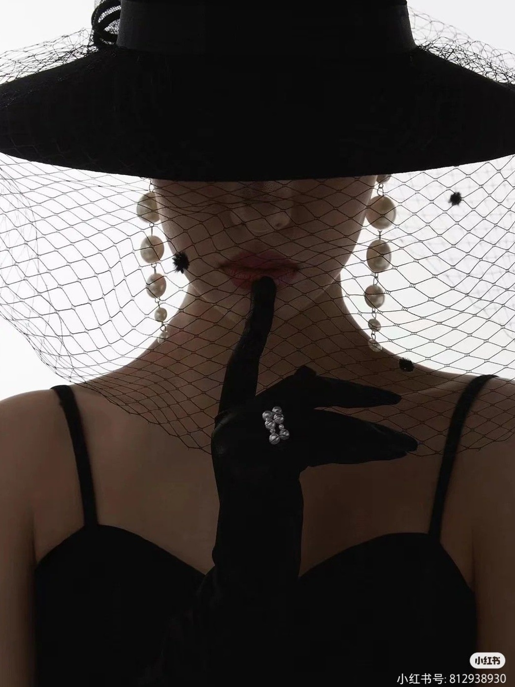 beauty in details: 💜 Neon Dreams in Luxe Vintage Vows 299