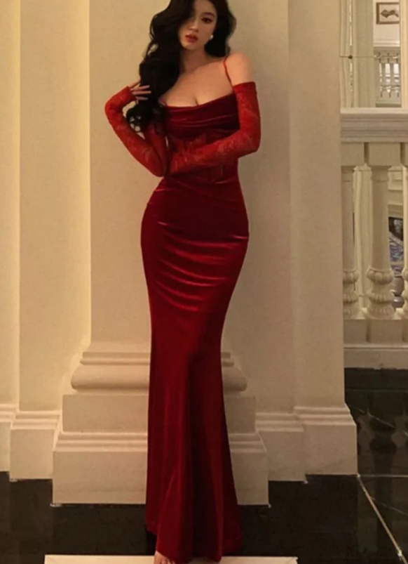 ✦ celebrate in style ✦ Velvet Red Lace Evening Gowns with Spaghetti Straps 🌸 🌼 641