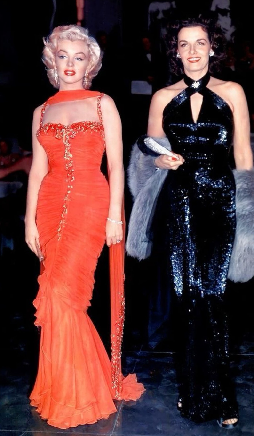 creative chronicles ✧ Neon Elegance: Marilyn Monroe in a Vintage Luxe Glow 👒 🕶️ 804