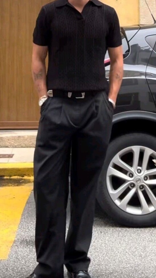 creative chronicles: 🎆 ⚡ 💜 Neon Noir Elegance in Vintage Glamour 251