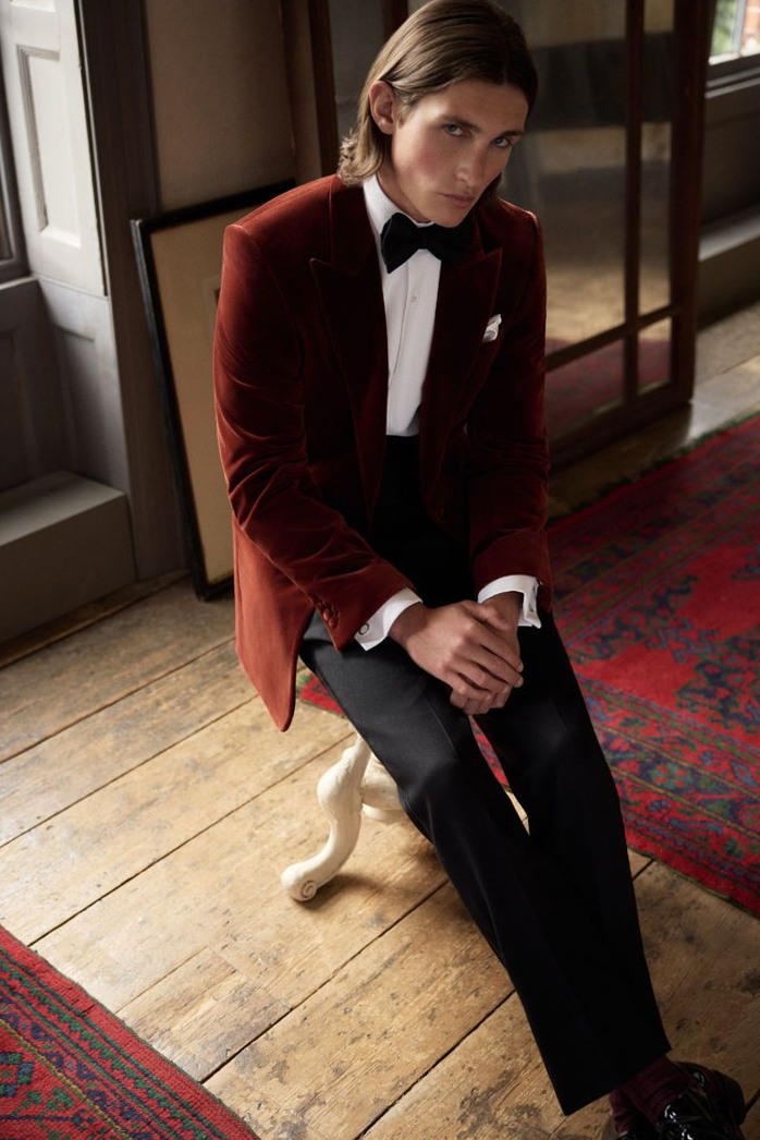 🏖️ 🛳️ creative chronicles ✦ Velvet Neon Nights: Glitch Elegance & Disco Dreams 852