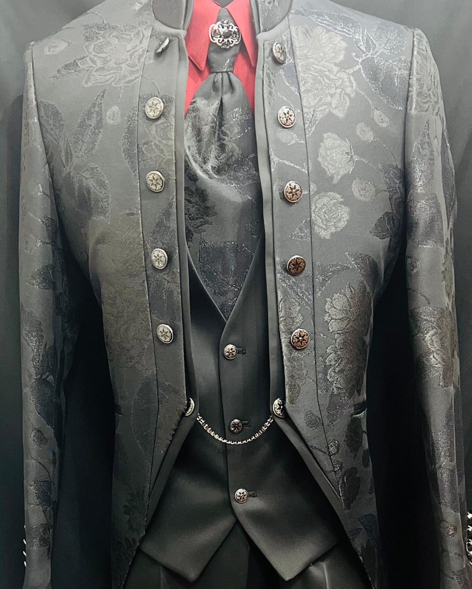 🖌️ creative process peek ✦ Neon Elegance: Vintage Suits & Glamorous Game Art 274