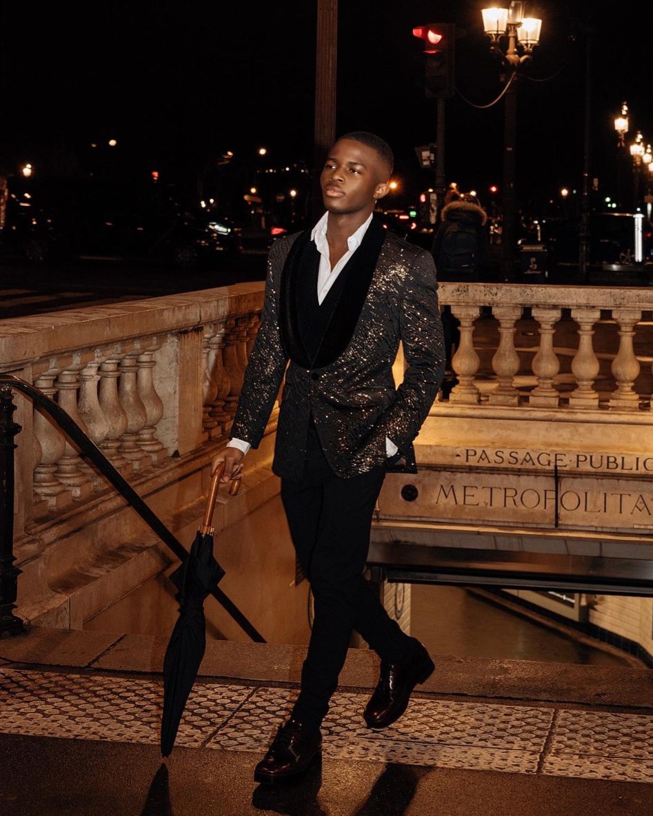 curated aesthetic: 🎭 Parisian Gentleman Under Neon Lights 467