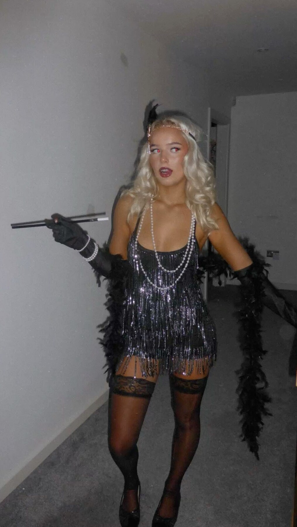 daily dose of beauty • Neon Glamour Gatsby Style 🕰️ 656