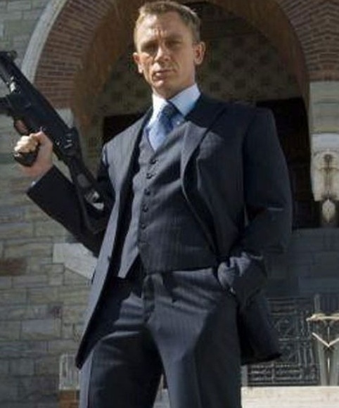 🎈 🎊 design diary ✦ Neon Nostalgia: Luxe Party Visions in Vintage Frames 165