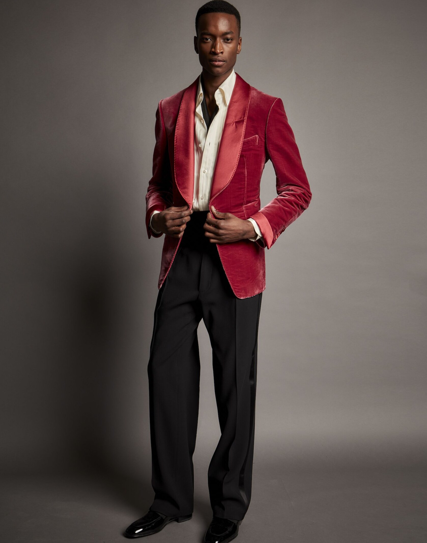 🌺 design inspiration daily ✦ Tom Ford AW17: Neon Dreams in Vintage Wonderland 119