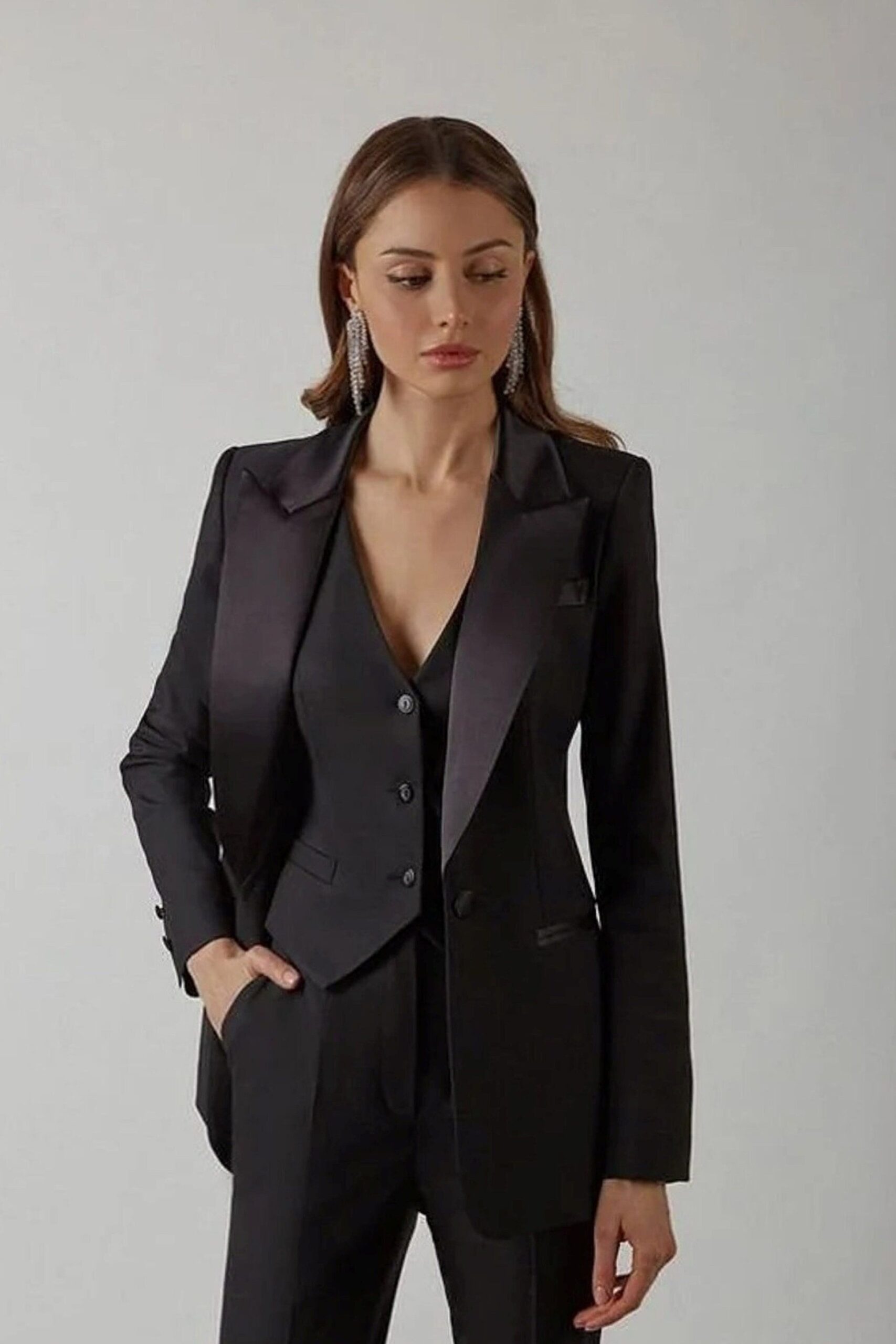 🌻 🌿 🌵 design thinking daily ✦ Neon Vintage Designer Suit Set with Custom Cotton  752