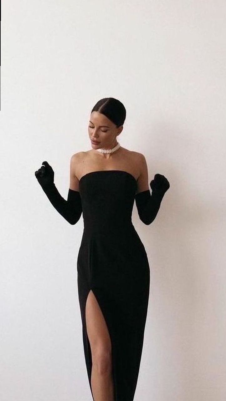 emerald city lights: 💟 Neon-Gilded Evening Looks for a Dazzling Game Night Soiré 853