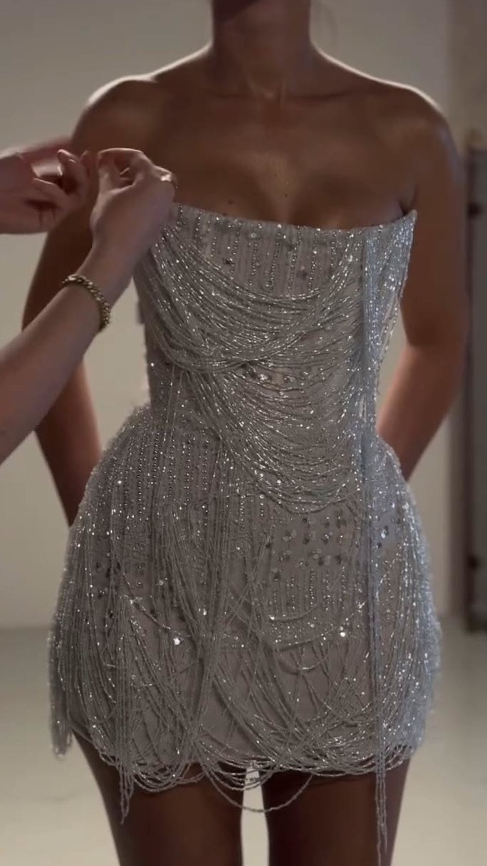 💎 ✦ Fringe and Beads Merge in a Silver Mini for Night Art 929