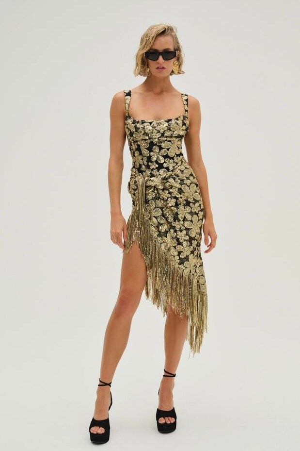 🚗 Golden Whispers of the Midnight Fringe 529