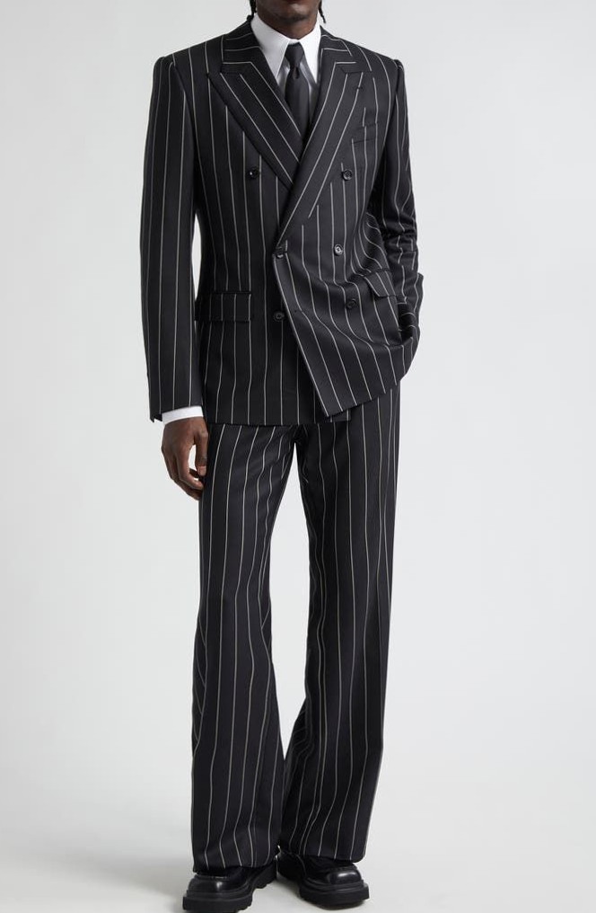 ✦ inspiration inbox ✦ Sleek Neon-Esque Pinstripe Blazer with Vintage Glamour and 366