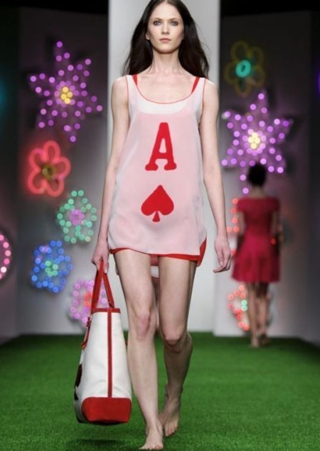 💜 Jasper Conran Unveils Neon-Tropical Elegance at London Fashion Week | visual v 212