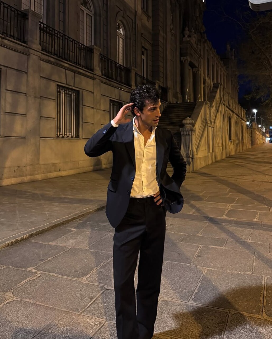 ⊹ Landon King || Divine Neon Legacy || Rina Kent ⊹ 🌃 🌌 💙 363