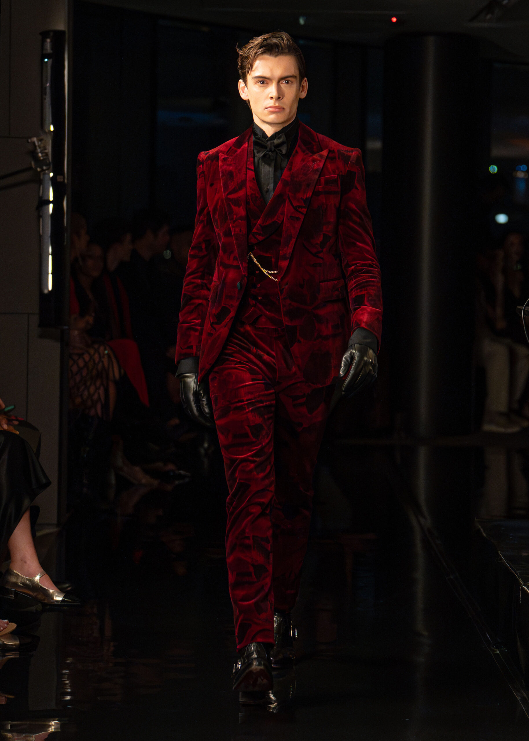 ⊹ LOOK 23 — Joshua Kane ’24 Glitch Glam ⊹ 🕯️ ✨ 💫 567