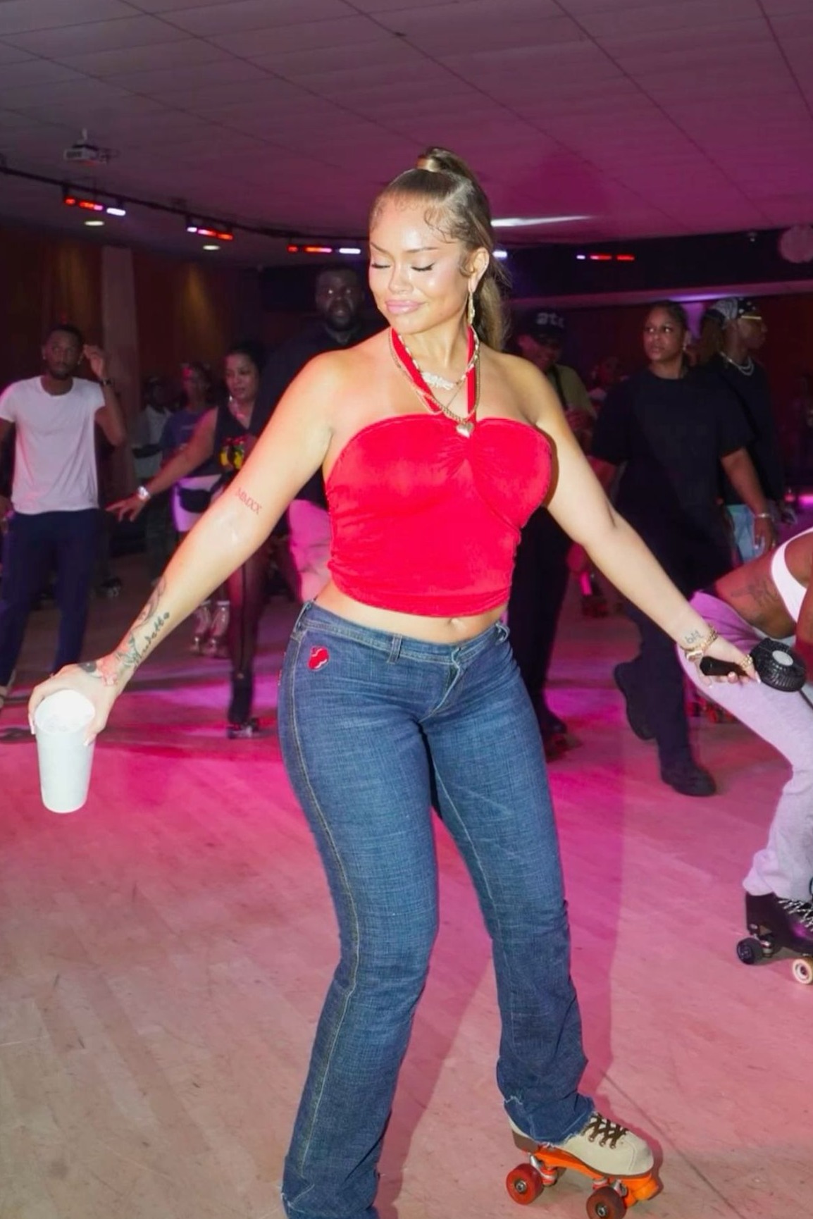 💅 Neon Dreams: ‘@bape𝓢tar’ Vintage Vibe & Electric Luxury Art 183