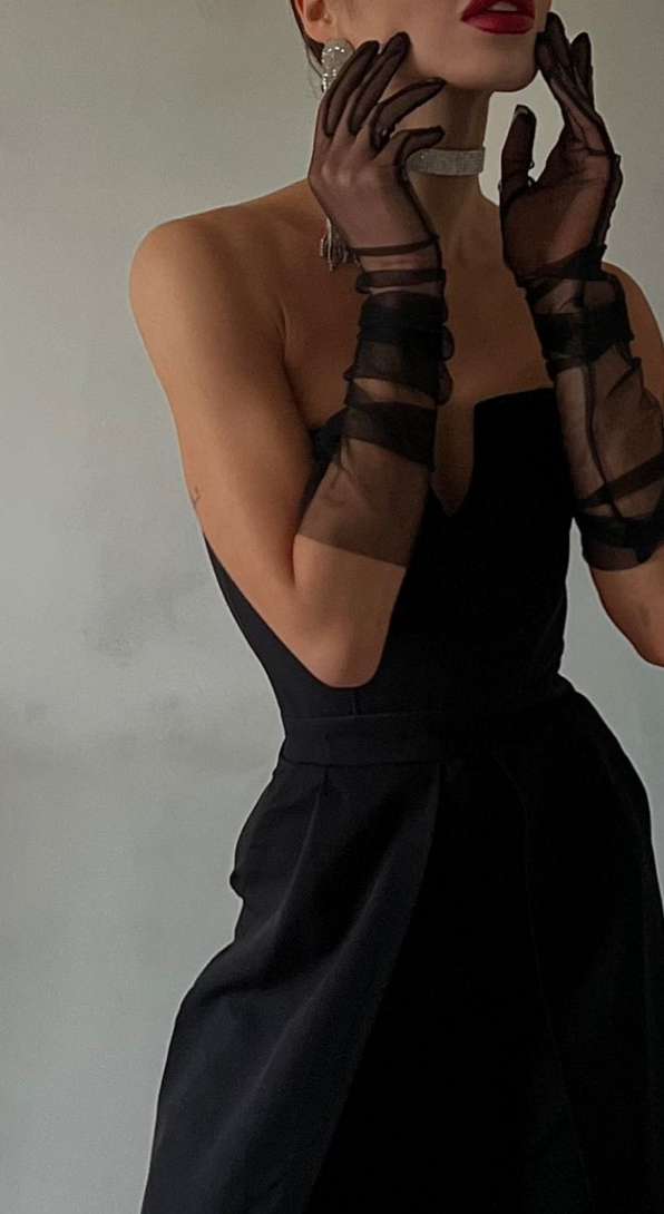 🕰️ ⟡ Neon Dreams: Retro Luxe & Game-Inspired Party Vibe 281