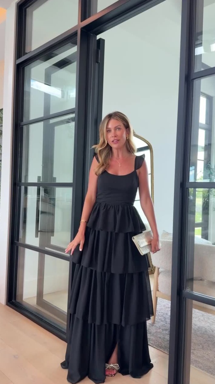 🖤 👑 ✦ Neon Elegance: Party-Ready Finds from Top Luxe Influencers 993