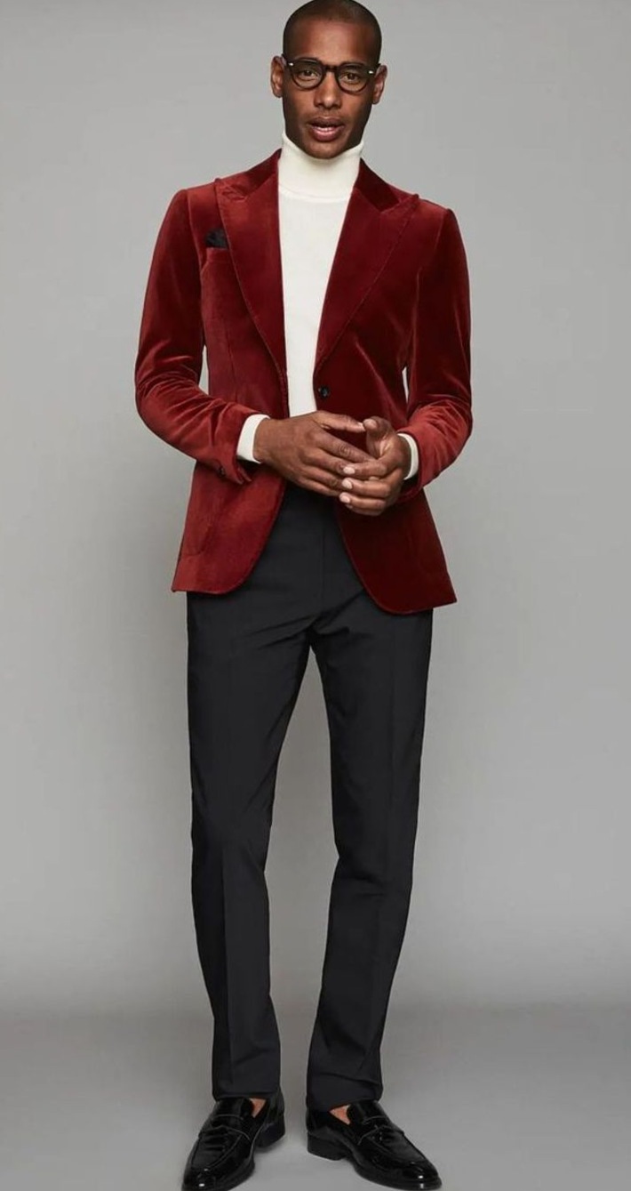 🌲 🌺 ⟡ Neon Elegance: Vintage Glamour for Unforgettable Gala Nights 976