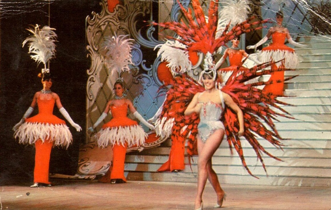 📍 Neon Elegance: Vintage Las Vegas Postcards & Glamour — aesthetic edit 209