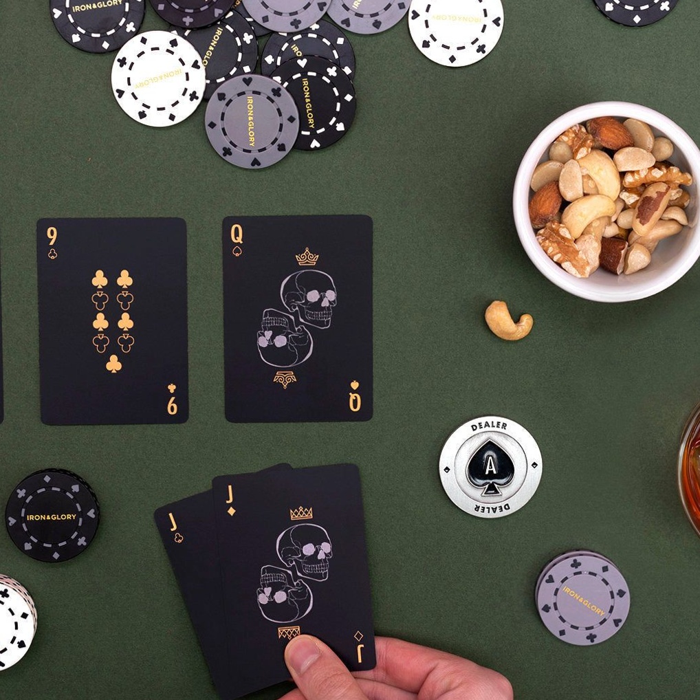 🍸 🎀 ✦ Neon-Etched Poker Set with Vintage Glamour & Mysterious Charm for Bold Gam 670