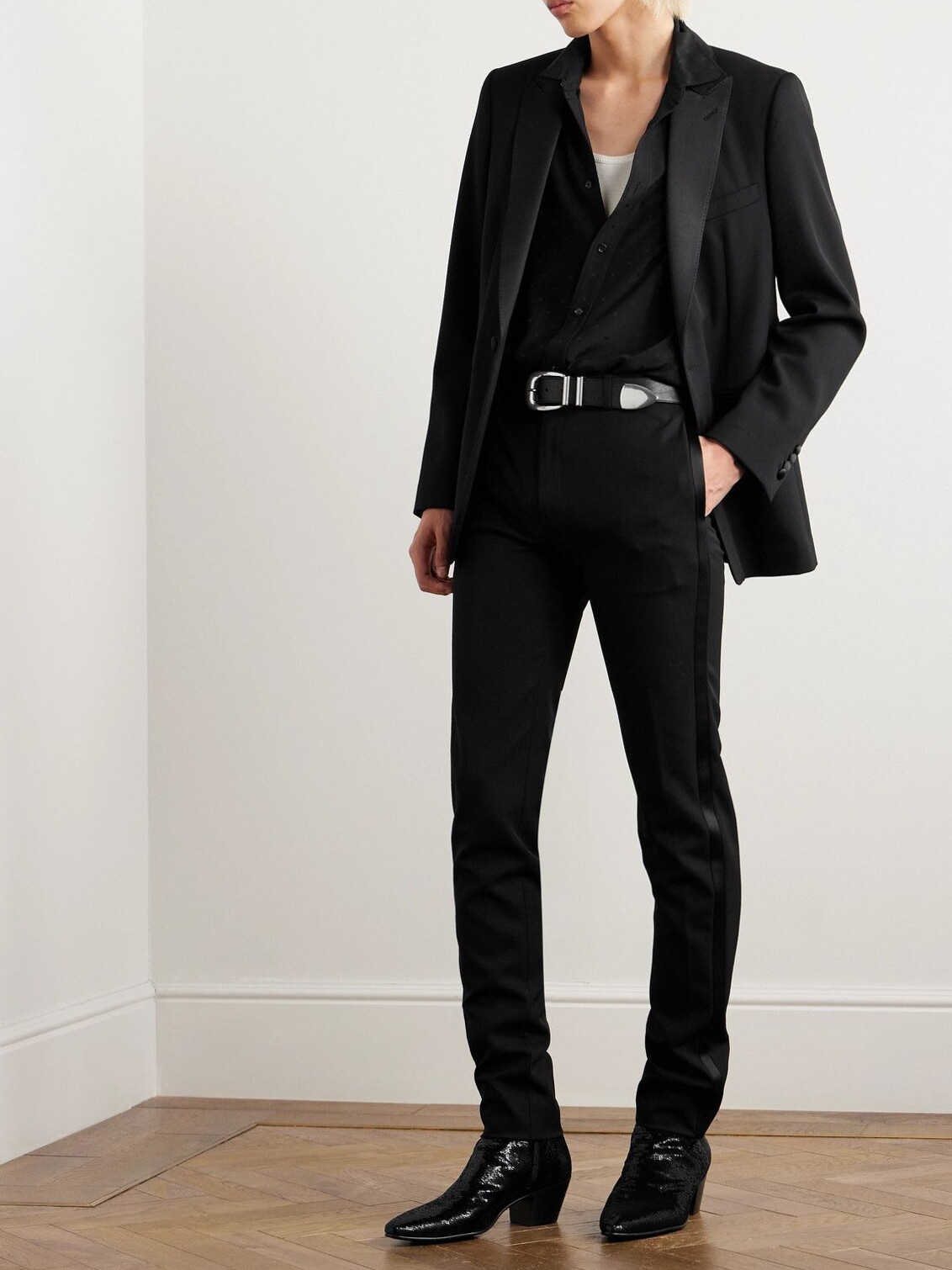 Neon-Etched Wool Trousers for a Vintage Party Vibe • 🛳️ 🏖️ 🏖️ 901