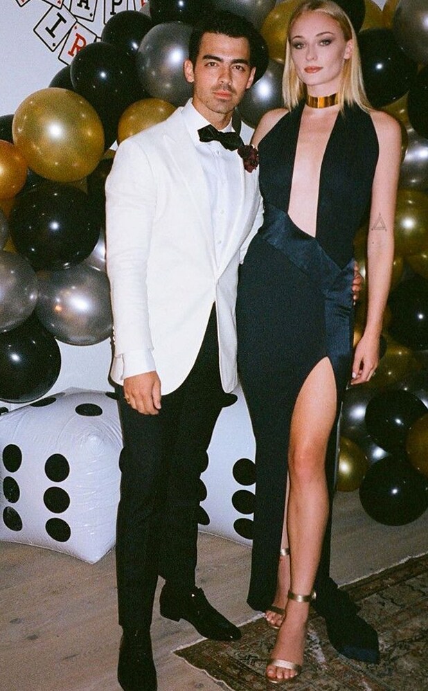 👢 🕶️ Neon-Gilded Glamour: Inside Joe Jonas’ Bond-Inspired 30th with Sophie Turne 597