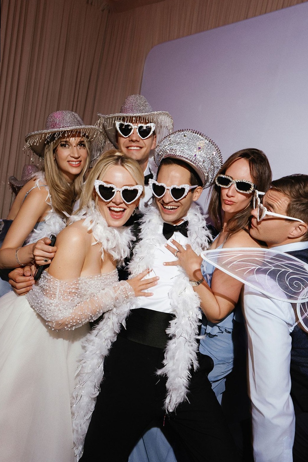 Neon Glam for Vintage Vows | Party-Inspired Wedding Guests — 🪩 541