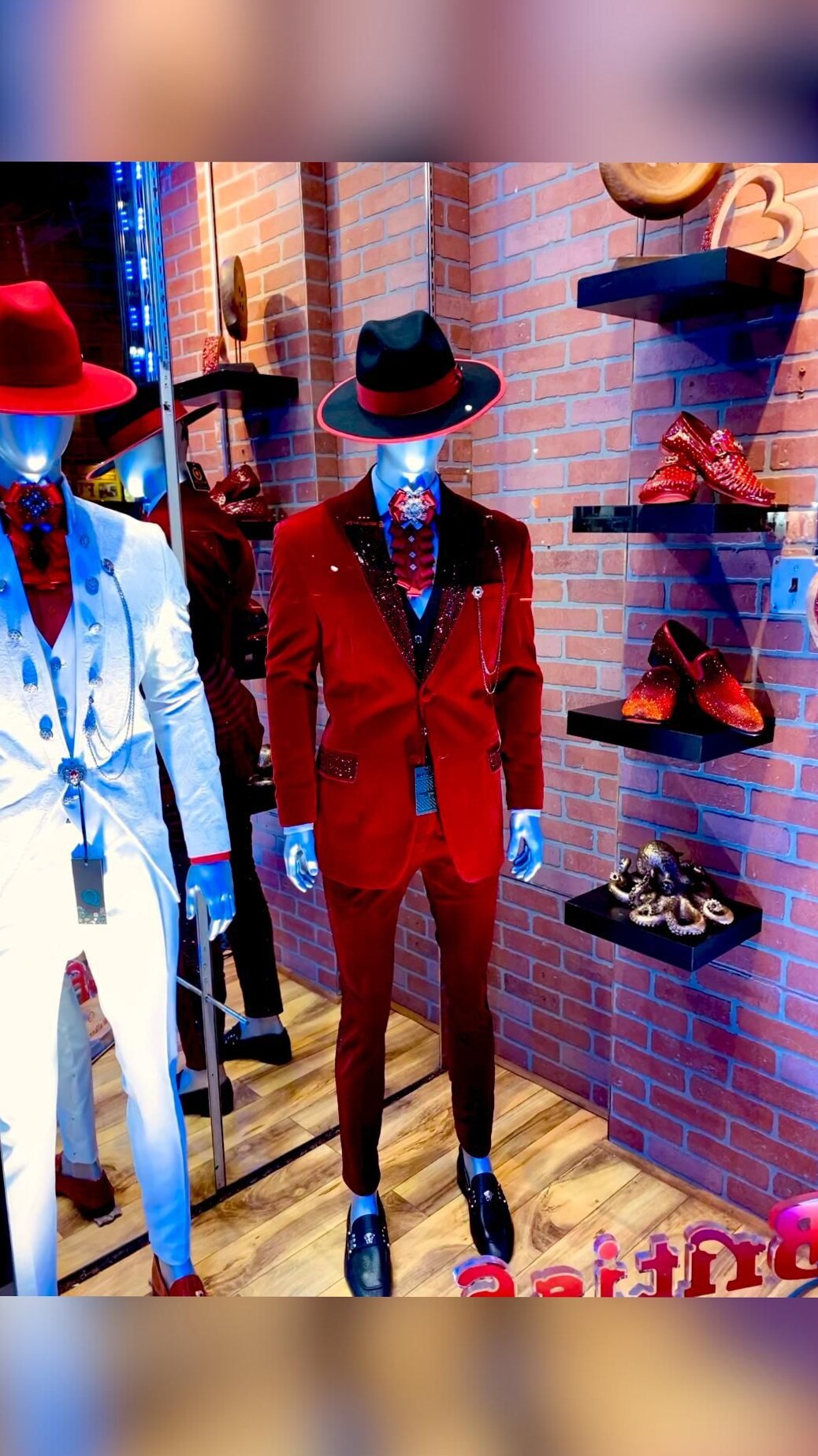 ✈️ ⟡ Neon Glamour: Vintage Vibes & Bold Party Aesthetics 586