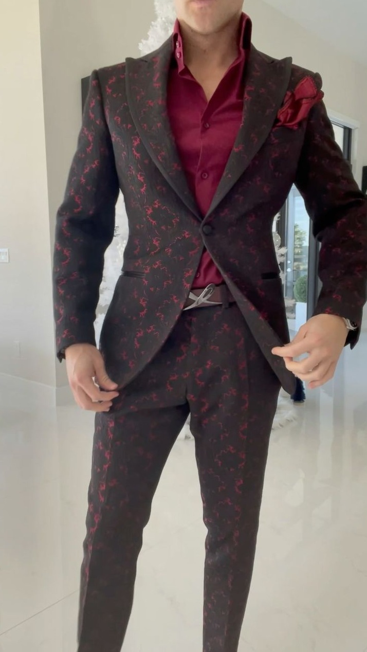 Neon Glow Vintage Menswear for Holiday Glam — cheers to celebrations 🌻 🌿 🌻 120