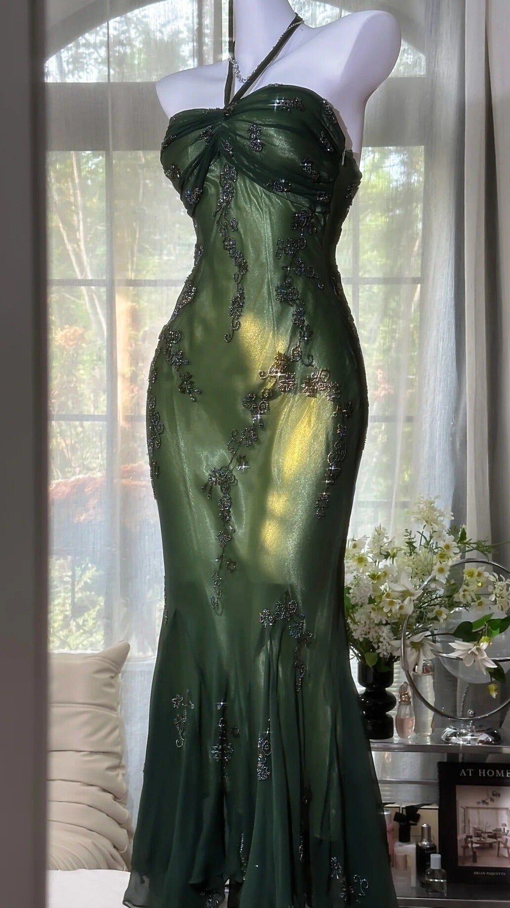 Neon-Glowing Emerald Chiffon Mermaid Dress with Beadwork Elegance • 🍸 🎉 552