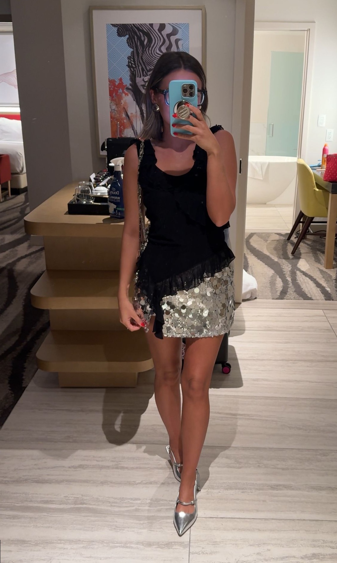 🌿 | Neon Luxe: Curated Gems from Top Creators | art of living well 309