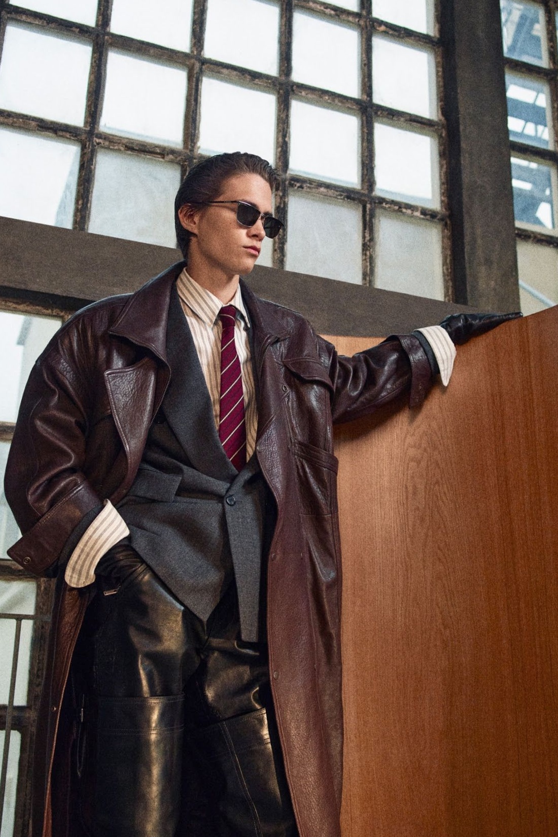 🏖️ 🏙️ ✈️ Neon Noir Elegance: Saint Laurent Fall 2025 Menswear Vibe — aesthetic e 991