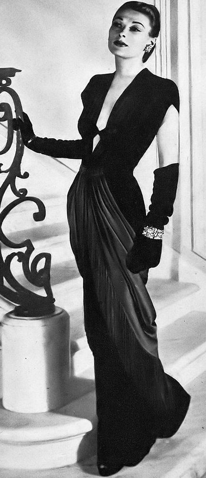 Neon Nostalgia 1946: Art Deco Glamour & Speakeasy Vibe — 📜 📻 701