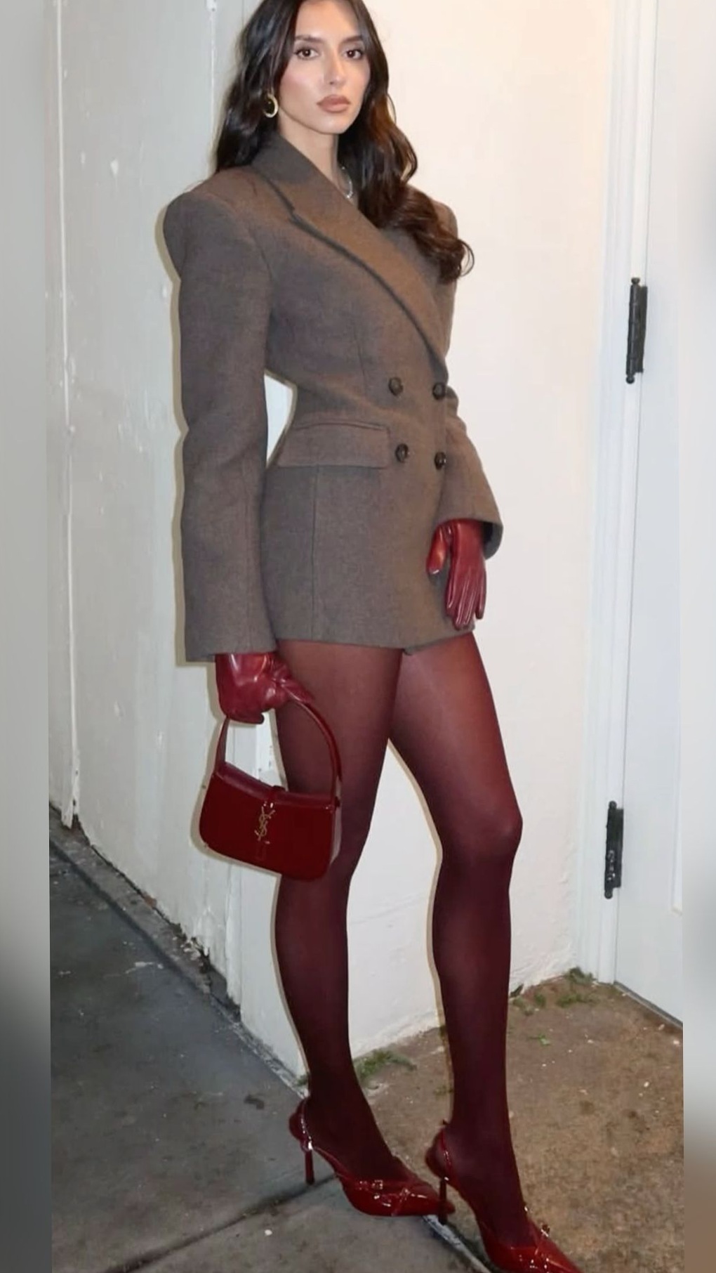 Neon Nostalgia: 2025 Streetwear Party Vibe • 💟 343