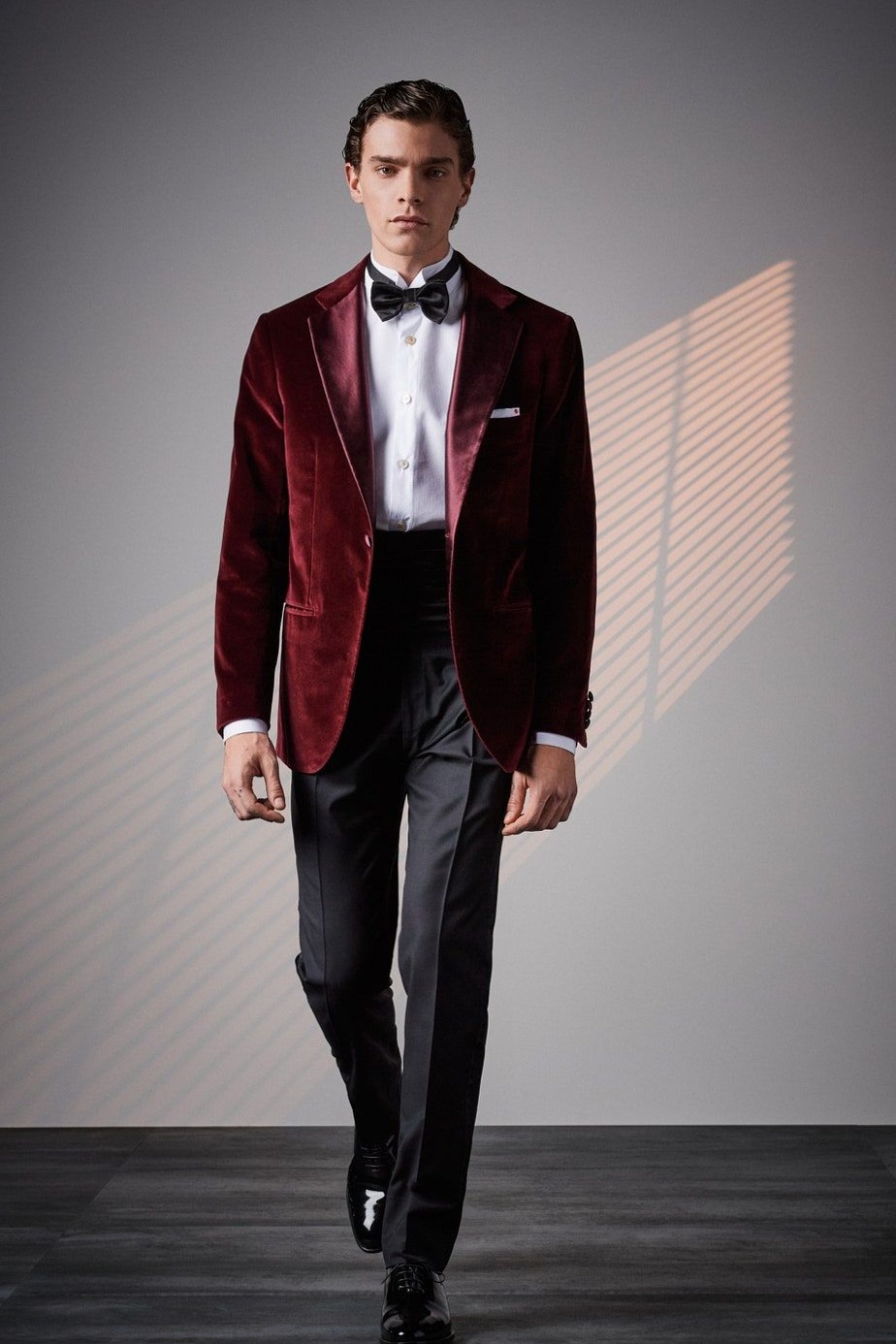 Neon Nostalgia: Kiton Fall 2022 Menswear in Electric Elegance | 🔵 💙 creative lux 937