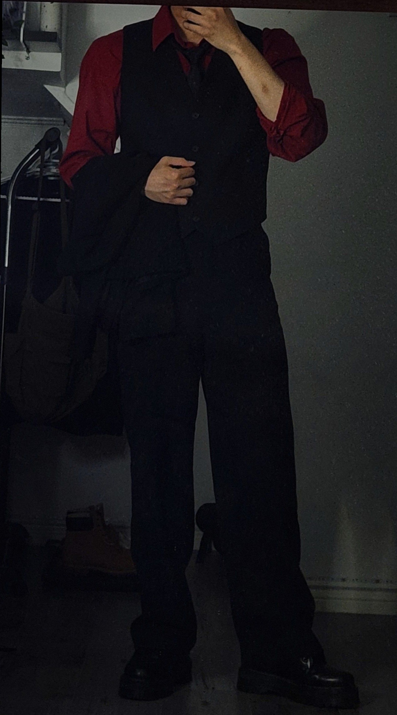 🥳 🍸 Neon Red Elegance: Vintage Glam Party Aesthetic | art of living well 312