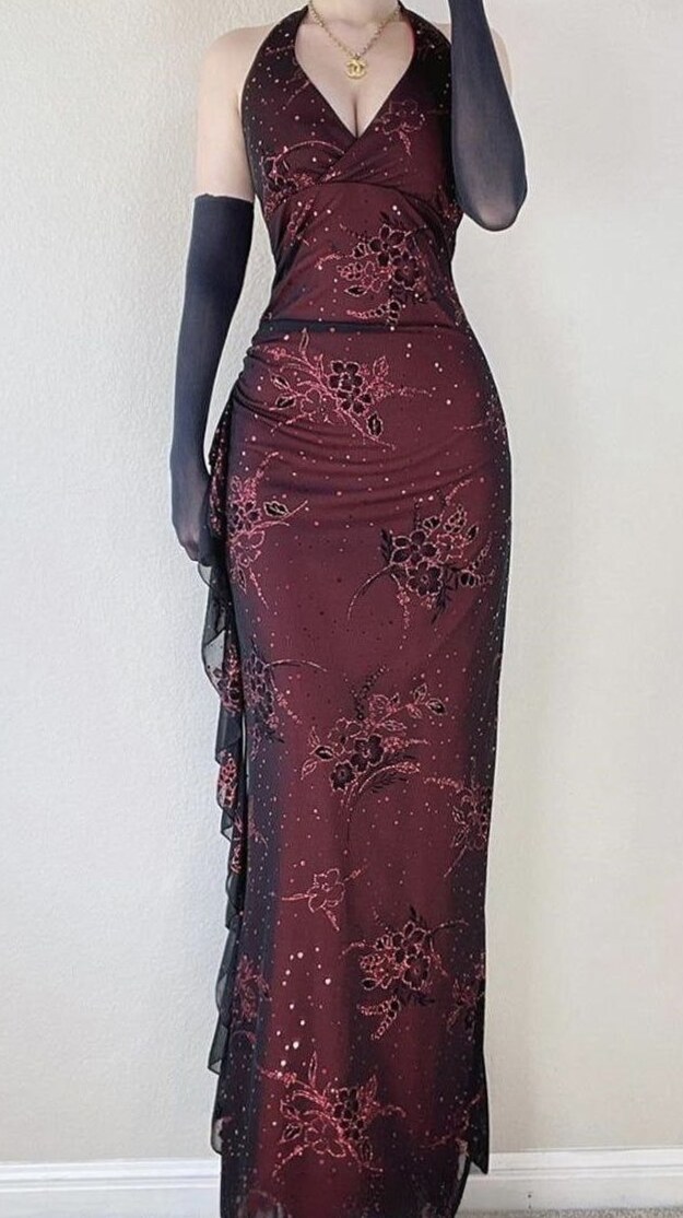 Neon Sheath Elegance: 2000s Red-Black Halter Prom Gown, LTP4140 — US 4 — toast t 779