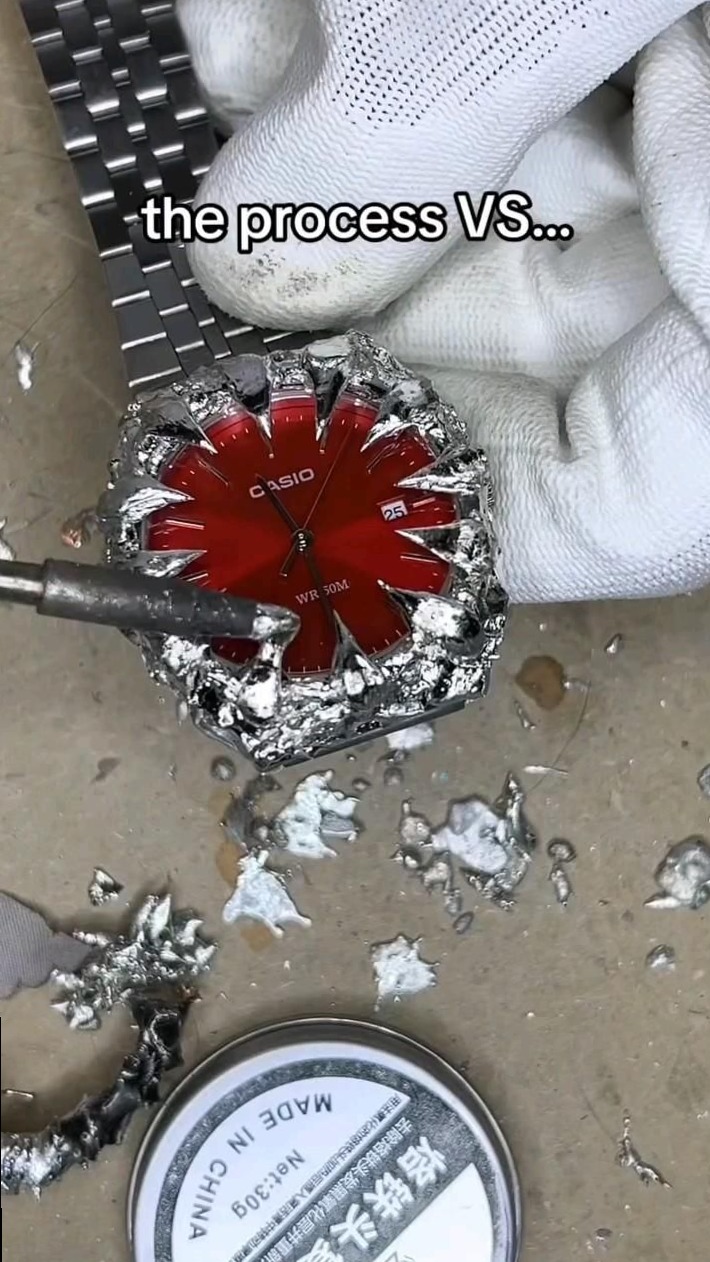 ⊹ Neon Timepieces Whispers of Vintage Elegance ⊹ ✈️ 🌍 913