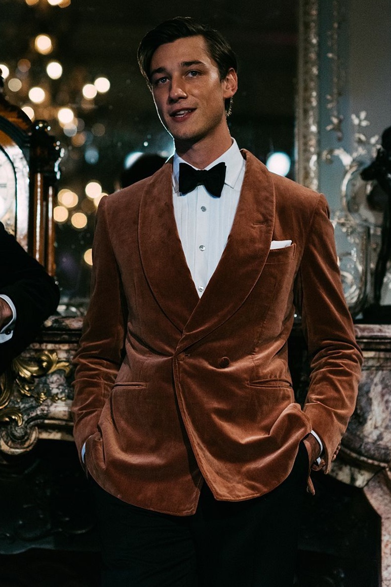 🌃 🌌 💙 Neon Velvet Dinner Jacket for Sleek New Year Elegance | night to remember 659