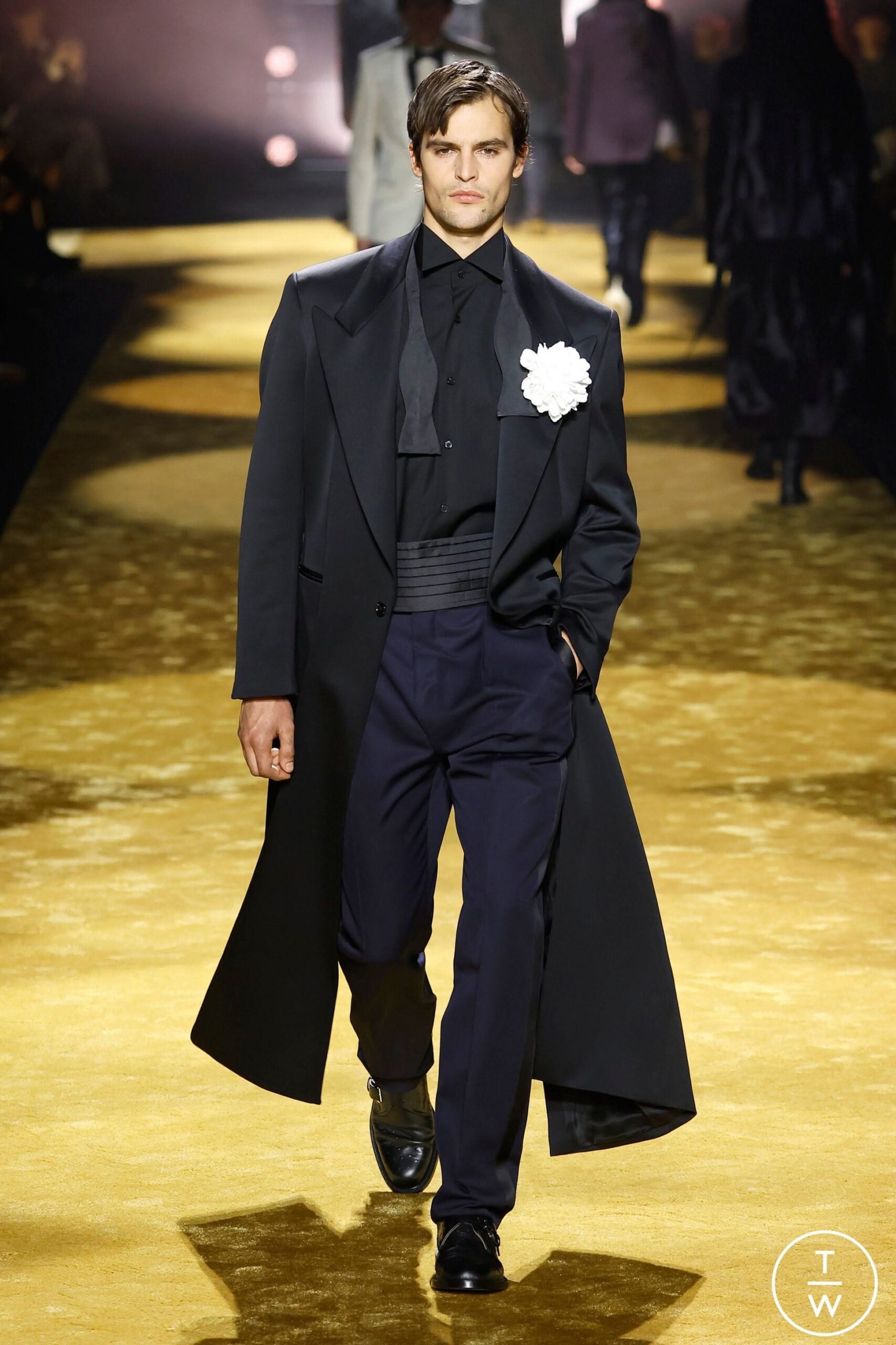 Neon Vintage Boss Aesthetic Party Vibe Game Art — 👠 👒 🕶️ 897