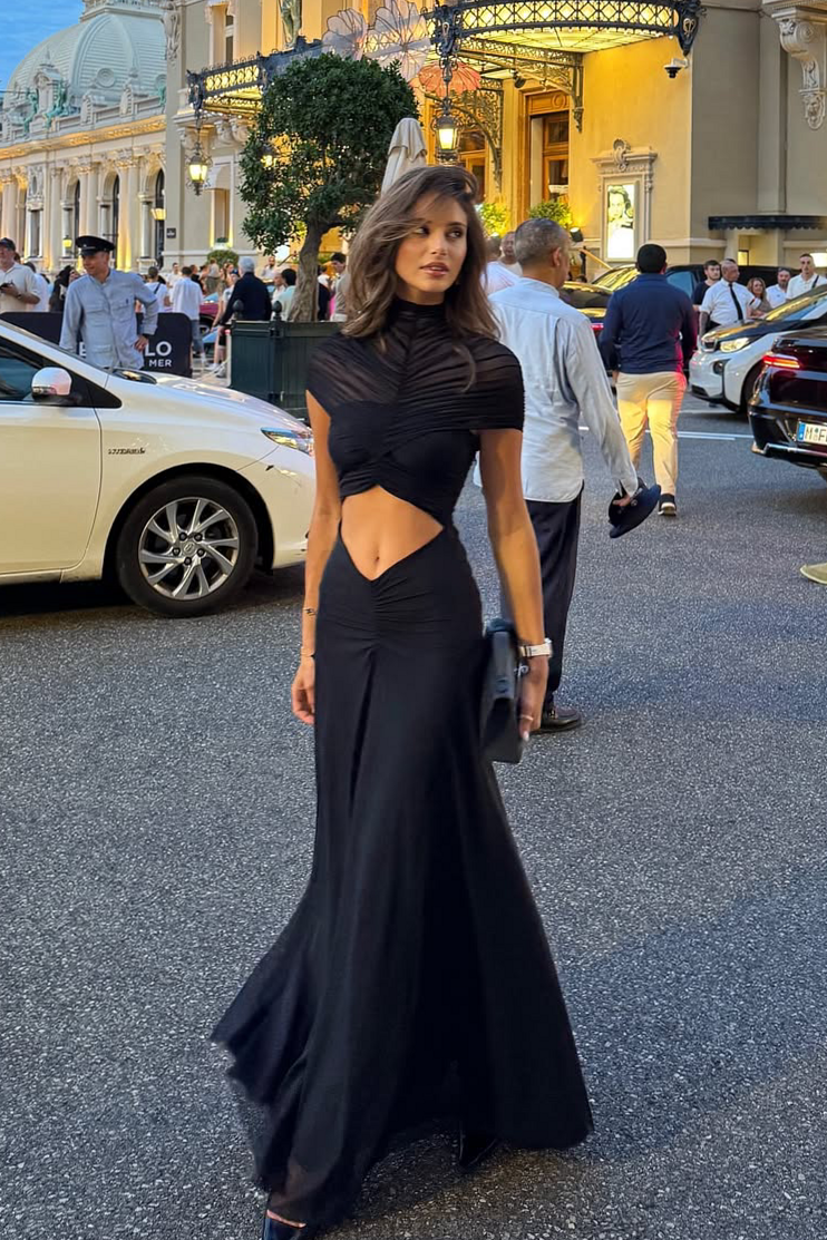 🎪 ✦ Neon Vintage Elegance: Carina’s Luxe Party Vibe 607